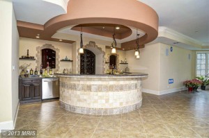 Custom Home Wet Bar