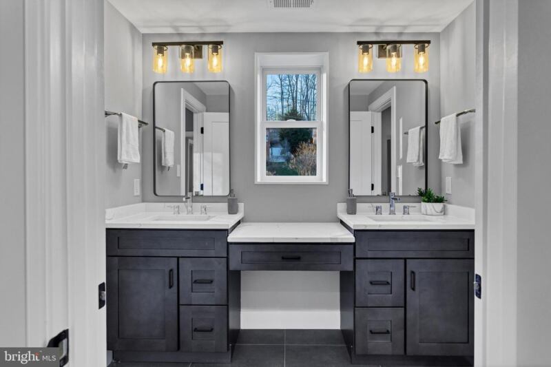 Kellog11 Custom bathroom in the custom home at 6226 Kellogg Drive, McLean, VA, built by AR Design Group — view 5